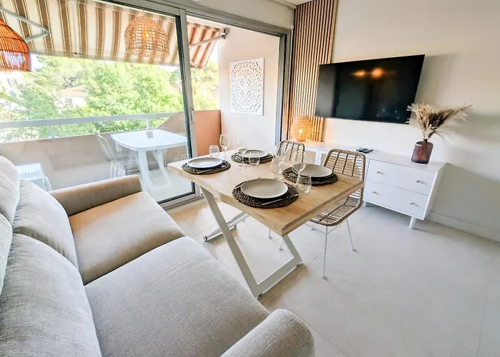 Διαμέρισμα Cocon Santa Lucia - Raphael *