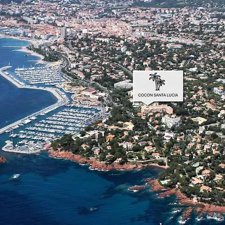 Cosy, 2 Pièces, Clim, Parking Privée, équipé, Face Au Port De Santa Lucia